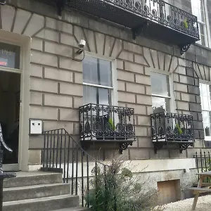 Konukevi Adelphi, Edinburgh